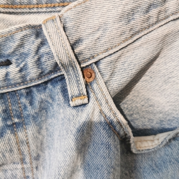 LEVI'S 501 ripped high waist boyfriend medium jeans - Picture 8 of 15